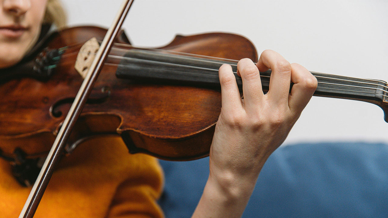 pexels-shvets-production Fiddle Chords Simplified